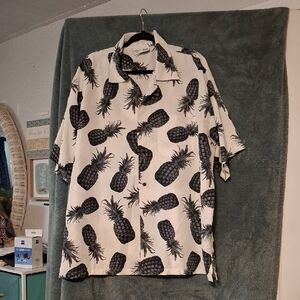 Tropical Pineapple Print Men's Casual Shirt